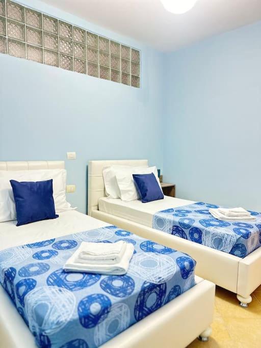 Lungomare Stay 24/7 Self Check-In Vlorë Esterno foto